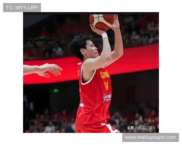 中国女篮 124-57 再胜波黑：双塔制霸 + 外线狂飙，热身赛双杀欧洲劲旅(3)