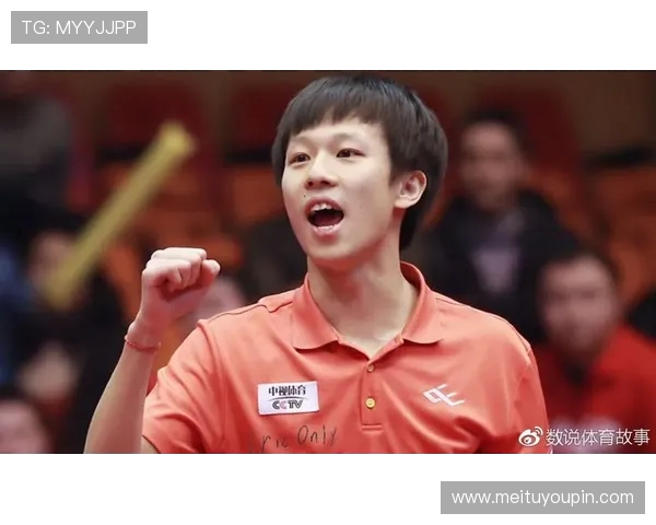 林高远与时尚才女合影引热议 工作室澄清：仅是跨界合作(2)