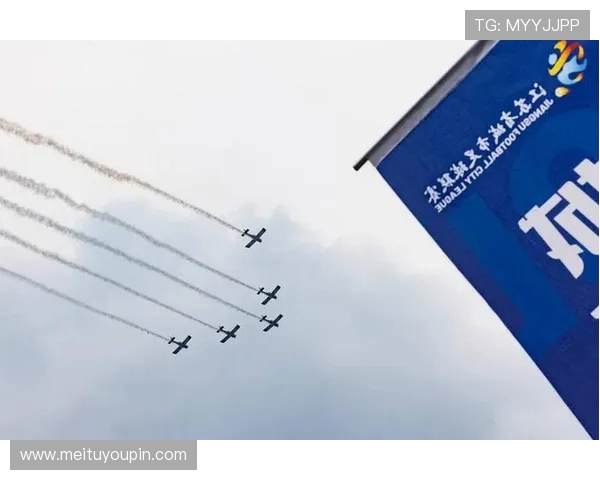 苏超排面炸裂!赞助商激增 + 空中编队 + 家乡舰助阵(1) 苏超排面炸裂!赞助商激增 + 空中编队 + 家乡舰助阵(1)